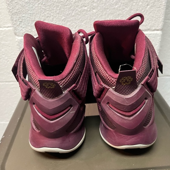 Nike Burgundy Athletic Shoes. LeBron. Size 10.5 - Picture 4 of 7
